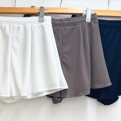 気になるヒップや太ももをしっかりカバー♬使える無地ショートパンツ♡【福岡水着　天神水着　リゾート水着　ALBOVE　ヨガ　ジム　PEAK & PINE　メンズ水着】