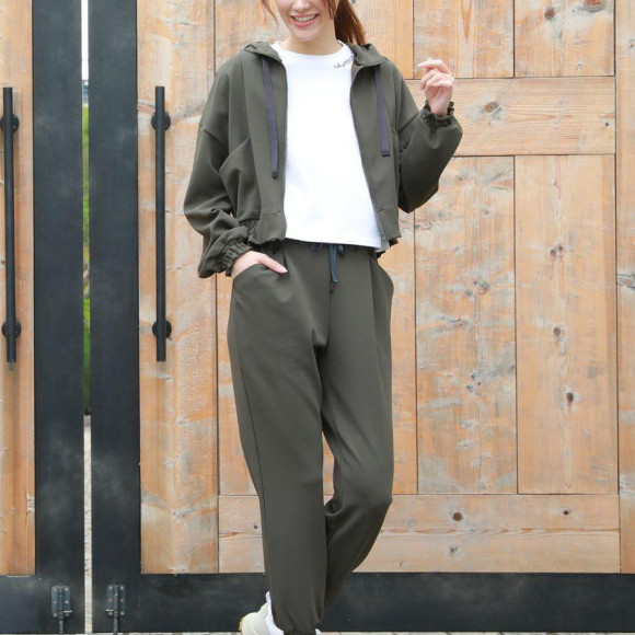 デザイン性＆機能性抜群のシリーズ☆【福岡パルコ　セットアップ　ジョガーパンツ　ジムウェア　ランニングウェア　トレーニングウェア　UVカット　ヨガウェア】