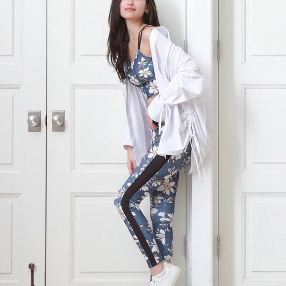 新作♡塩素OK！UPF50＋のシーンレスシャツ♡【福岡パルコ　ラッシュガード　シャツ　福岡水着　九州水着　天神水着　福岡ヨガ　天神ヨガ　福岡ピラティス　天神ピラティス】