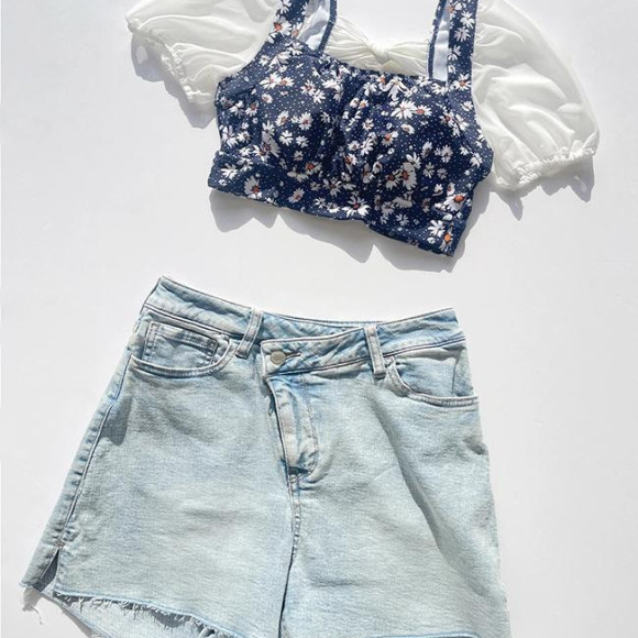 雑誌掲載！大人気パフスリーブビキニ♡【福岡水着　天神水着　リゾート水着　ALBOVE　ヨガ　ジム　PEAK & PINE　メンズ水着】