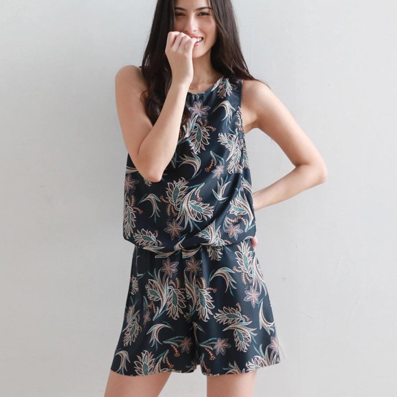 Elegant all-in-one swimsuit with a slight Japanese taste ♡ [Fukuoka Swimwear Tenjin Swimwear Resort Swimwear ALBOVE Yoga Gym PEAK & PINE Men Swimwear]