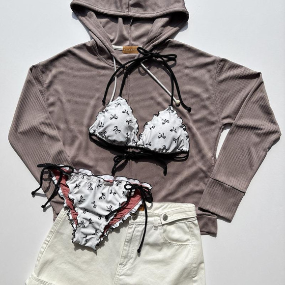 トレンドのリボン柄水着♡【福岡水着　天神水着　リゾート水着　ALBOVE　ヨガ　ジム　PEAK & PINE　メンズ水着】