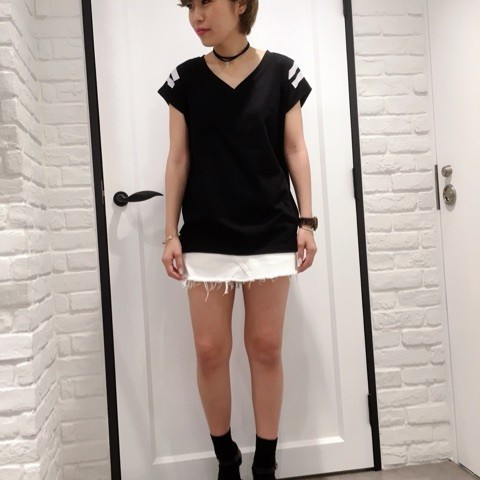 【新作】LAUNCH T-SH ♡