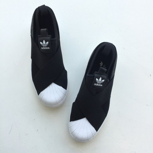 SUPER STAR SLIP ON!!!