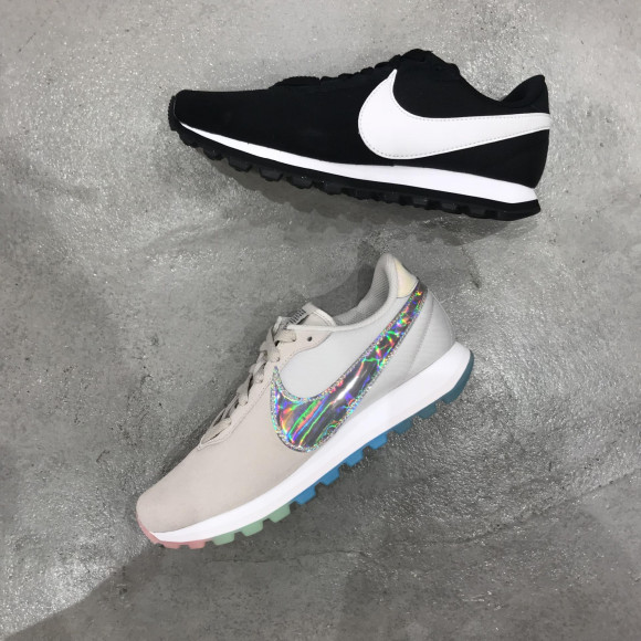 NIKE★W PRE-LOVE O.X.
