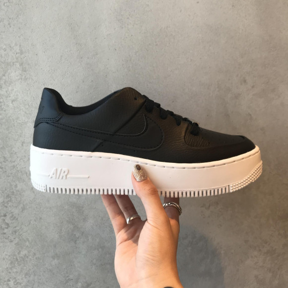 NIKE ☆ W AF1 SAGE LOW