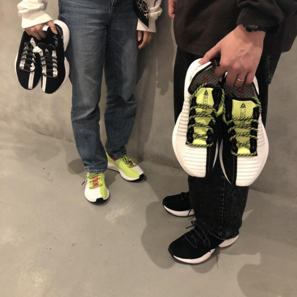 Reebok ☆　SOLEFURY