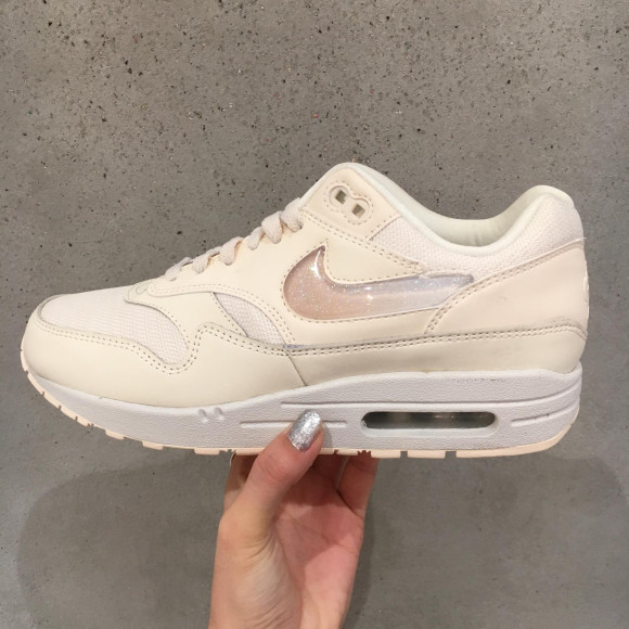 NIKE☆Jelly Swoosh Collection