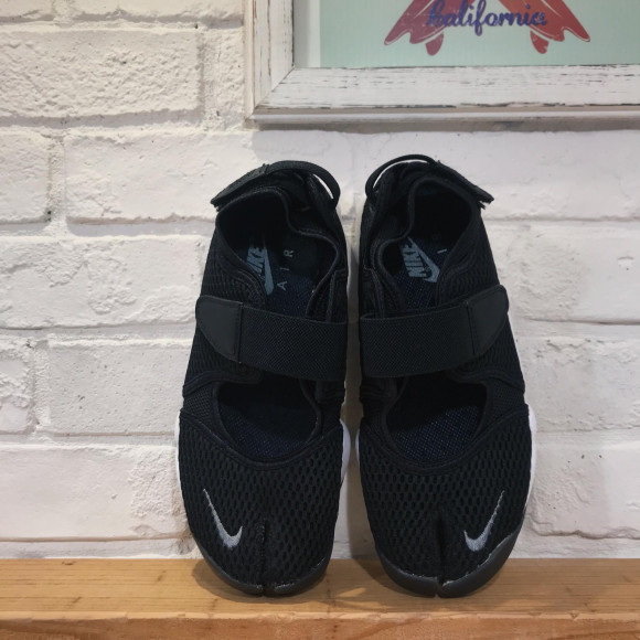 Restock!!! NIKE ☆ WMNS AIR RIFT BR