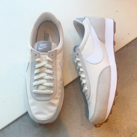 NIKE☆W DAYBREAK