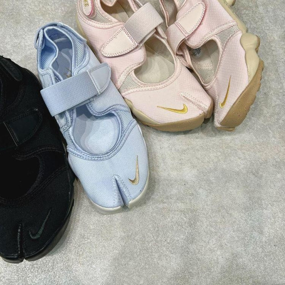 NIKE☆W AIR RIFT