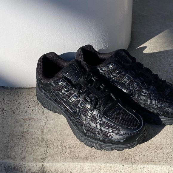 NIKE☆W P-6000