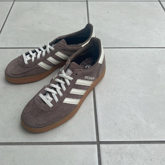 ADIDAS☆HANDBALL SPEZIAL W