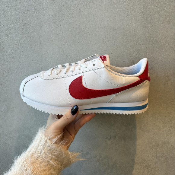 NIKE ☆W CORTEZ