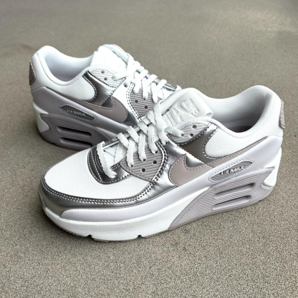 NIKE☆W AIRMAX 90 LV8