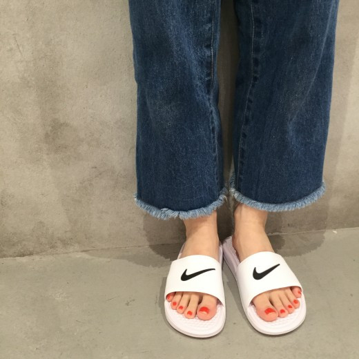 NIKE★BENASSI,NEWモデル!!