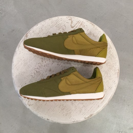 NIKE★MONTREAL RACER