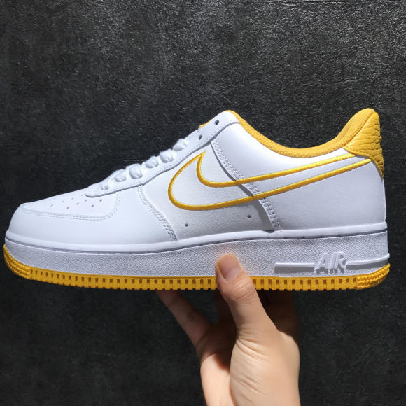 NEW COLOR!!【NIKE AIR FORCE 1 '07 LTHR】