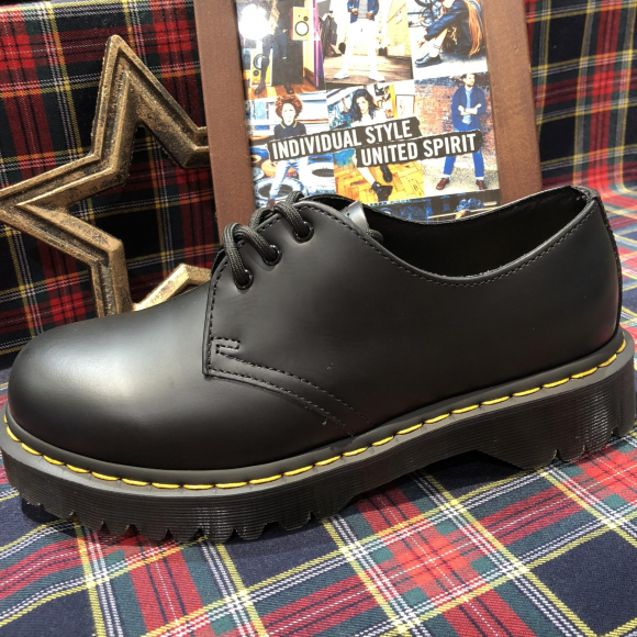 NEW!!【Dr.Martens BEX 3EYE SHOES】