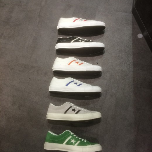 CONVERSE STAR & BARS