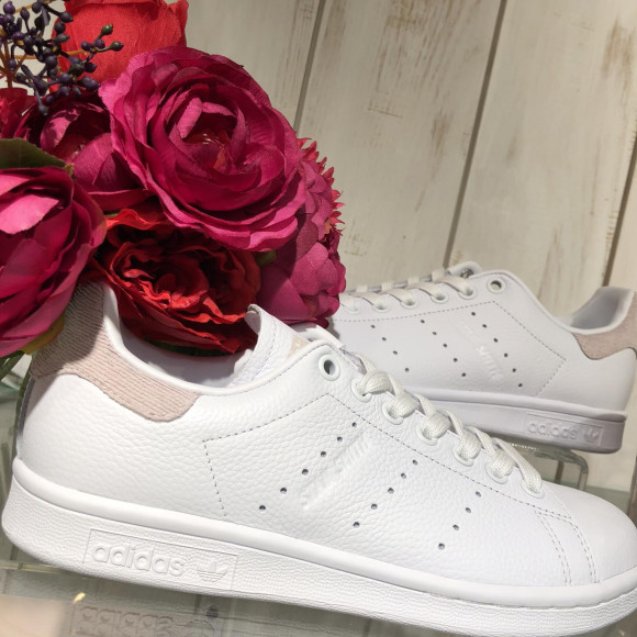 NEW!!【adidas STAN SMISH W】