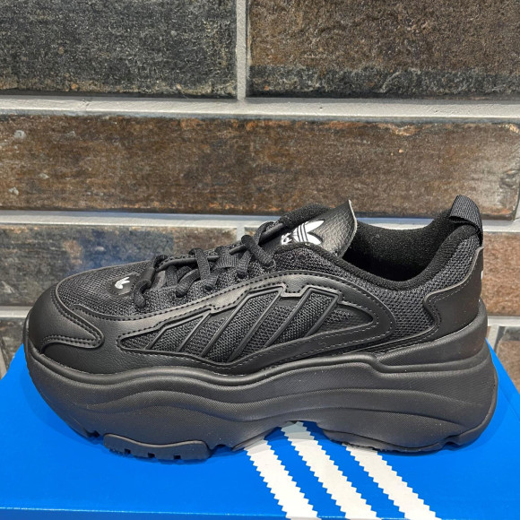 NEW!!【ADIDAS OZGAIA W】