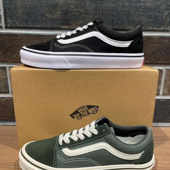 NEW!!【VANS OLD  SKOOL LITE】