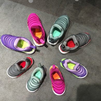 NIKE DYNAMO FREE