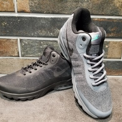 NIKE AIR MAX INVIGOR MID