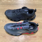 福冈・天神话题!美津浓“Wave Prophecy 13.2”的两种颜色在MURASAKI SPORTS福冈PARCO店进货!