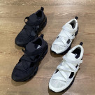 【待望の再入荷！】ミズノ（MIZUNO）が世界に誇る大人気モデル「Wave Prophecy Strap（ウエーブプロフェシー ストラップ）」が、ついにムラサキスポーツ福岡パルコに再入荷いたしました！