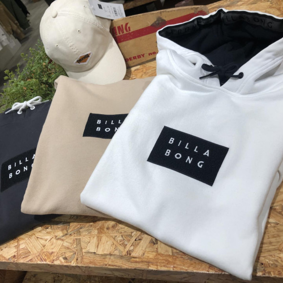 ☆BILLABONG　ビラボン　新入荷　メンズ　パーカー　ロンT☆