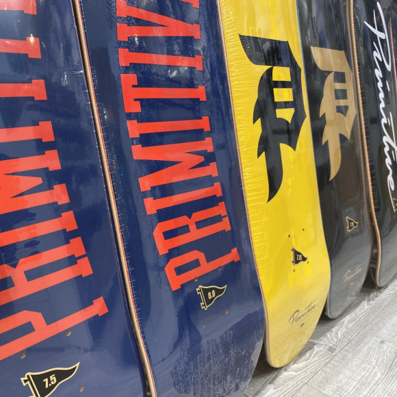 PRIMITIVEデッキ新入荷