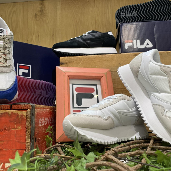 ☆FILA　SUNNY　入荷☆