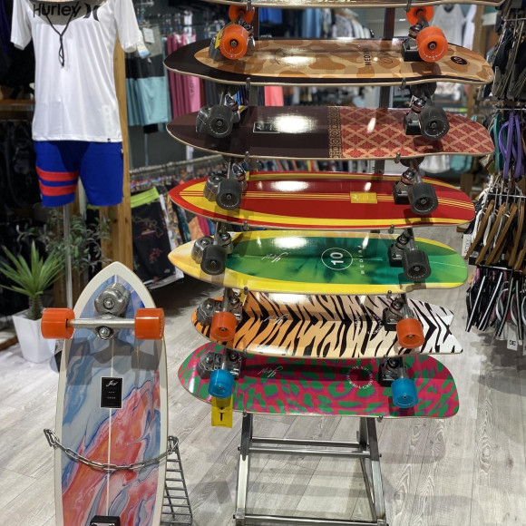 【新入荷】　YOW　サーフスケートボード！