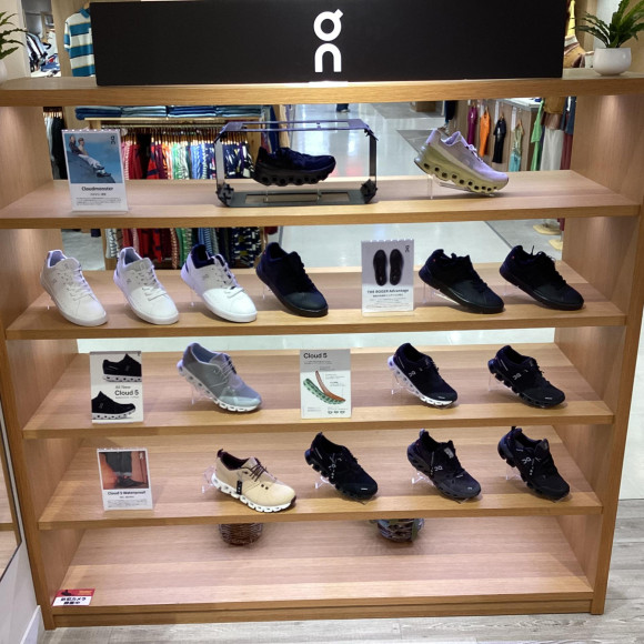 on シューズ（靴）地域1番の品揃え！