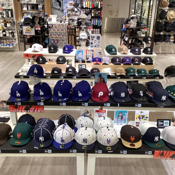 NEW ERA CAP地域1番の品揃え！