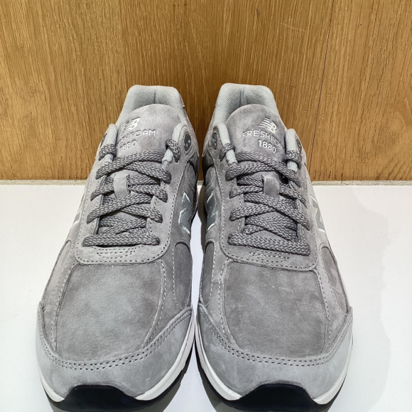 New Balance「Fresh Foam 1880」