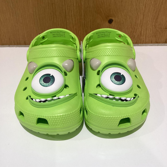 crocs【モンスターズ・インク 「マイク」 クラシック クロッグ】