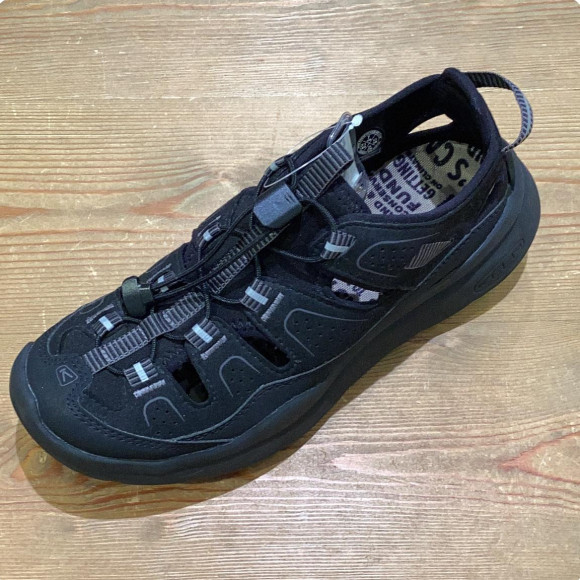 Keen wk450 SANDAL入荷いたしました！