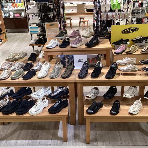 【地域1番！！】KEEN UNEEKシリーズ