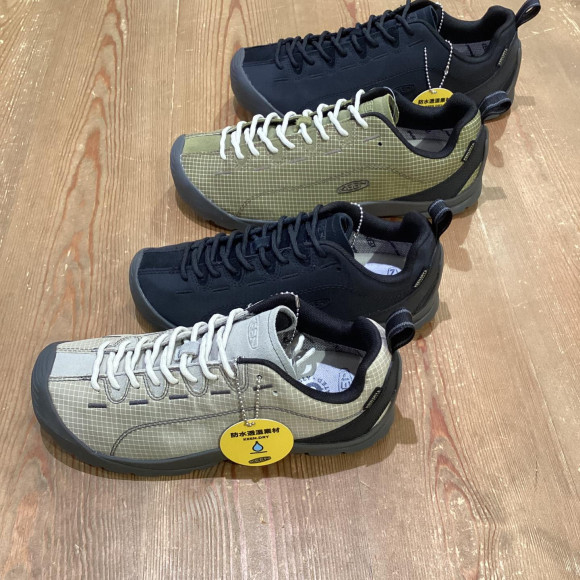 KEEN JASPER NYLON WPがついにムラサキスポーツ福岡パルコ店に登場！雨の日も安心な防水スニーカー