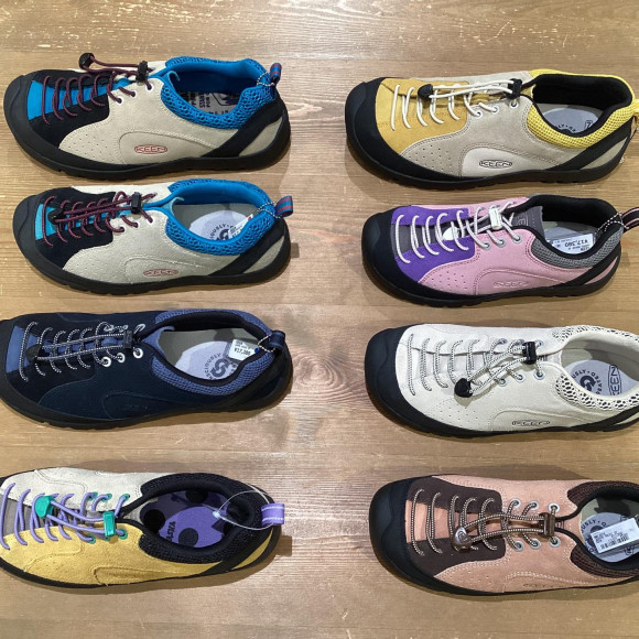 【KEEN】JASPER ROCKS SP（ジャスパー ロックス エスピー）圧巻の在庫数！ムラサキスポーツ福岡パルコ店だけの限定カラーも！？