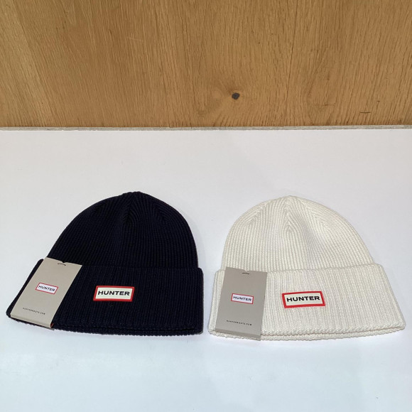 MURASAKI SPORTS 후쿠오카 파르코점에 「HUNTER」의 신작 비니가 입하!