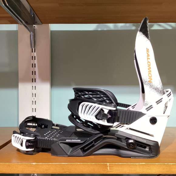 ムラサキスポーツ福岡パルコ店おすすめ！SALOMON HOLOGRAMで異次元の操作性を