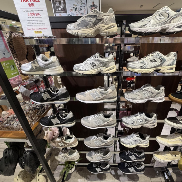 【最新入荷】ニューバランスの完売間近モデルがムラサキスポーツ福岡パルコ店に集結！530や725など人気シューズを徹底解説