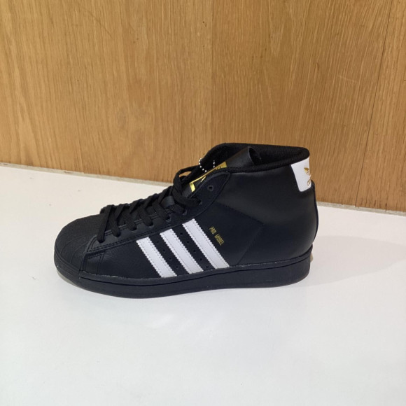 【名作】adidas superstar HI を福岡・天神で手に入れるならムラサキスポーツ福岡パルコ店！