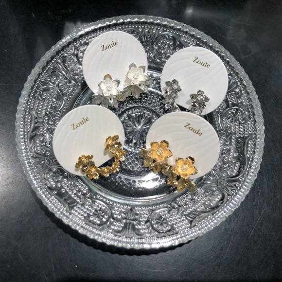 花のアクセサリー