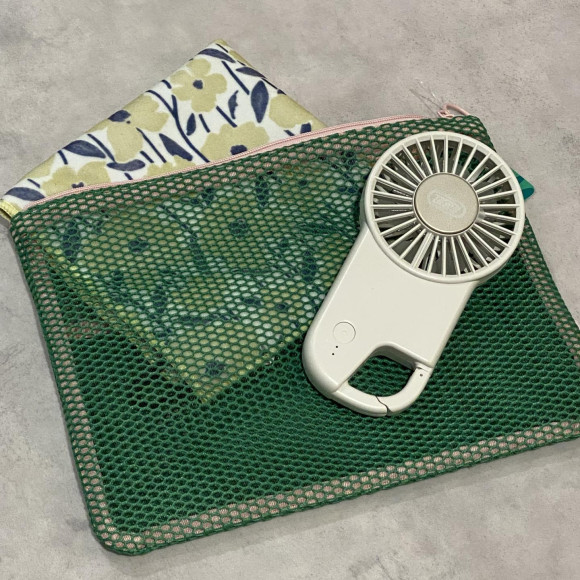 人気のハンディファンが入荷！