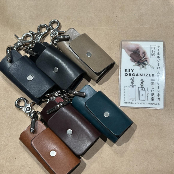 革製品の小物のご紹介です♪